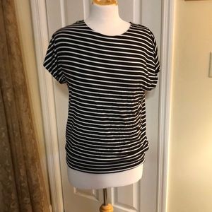 NWT Chicos Reversible Tee size 1 (M/8)